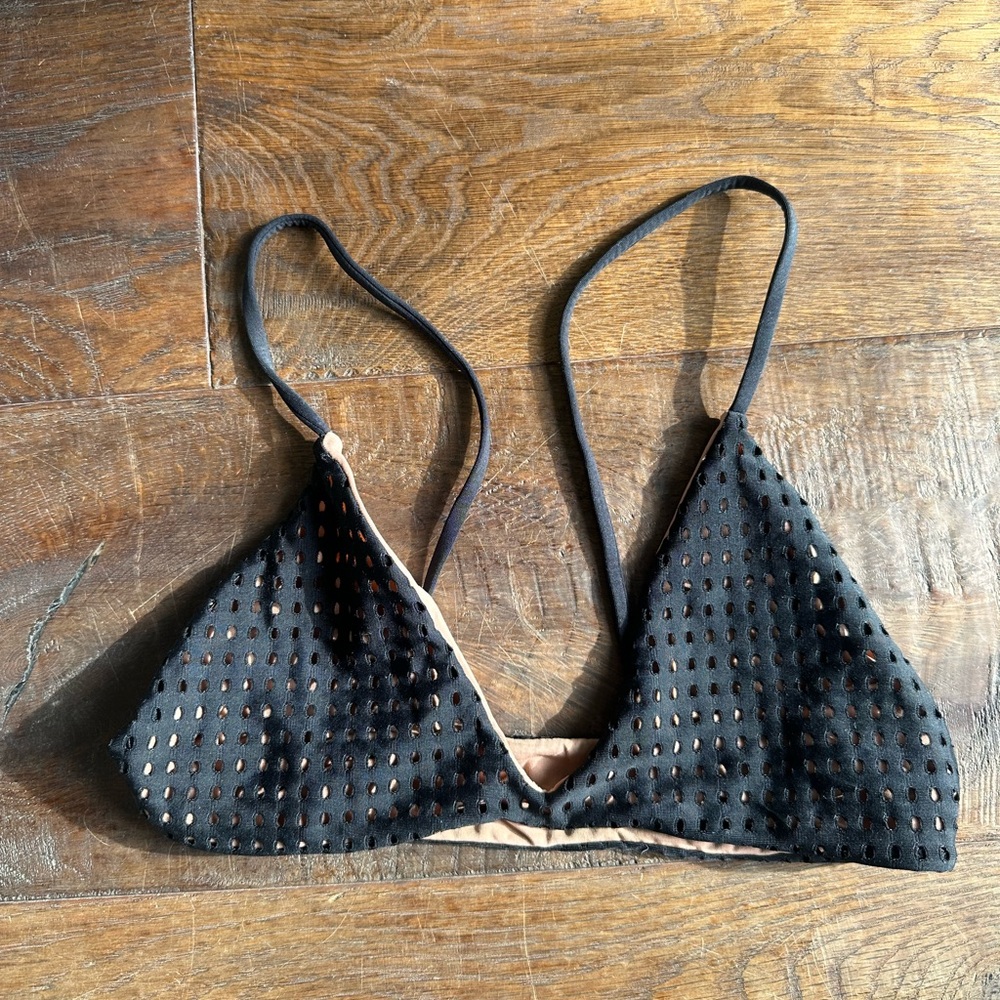 ACACIA NAPALI BIKINI TOP BLACK